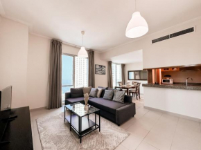 Elegant Escapes - 1B with Marina, Ain Dubai View